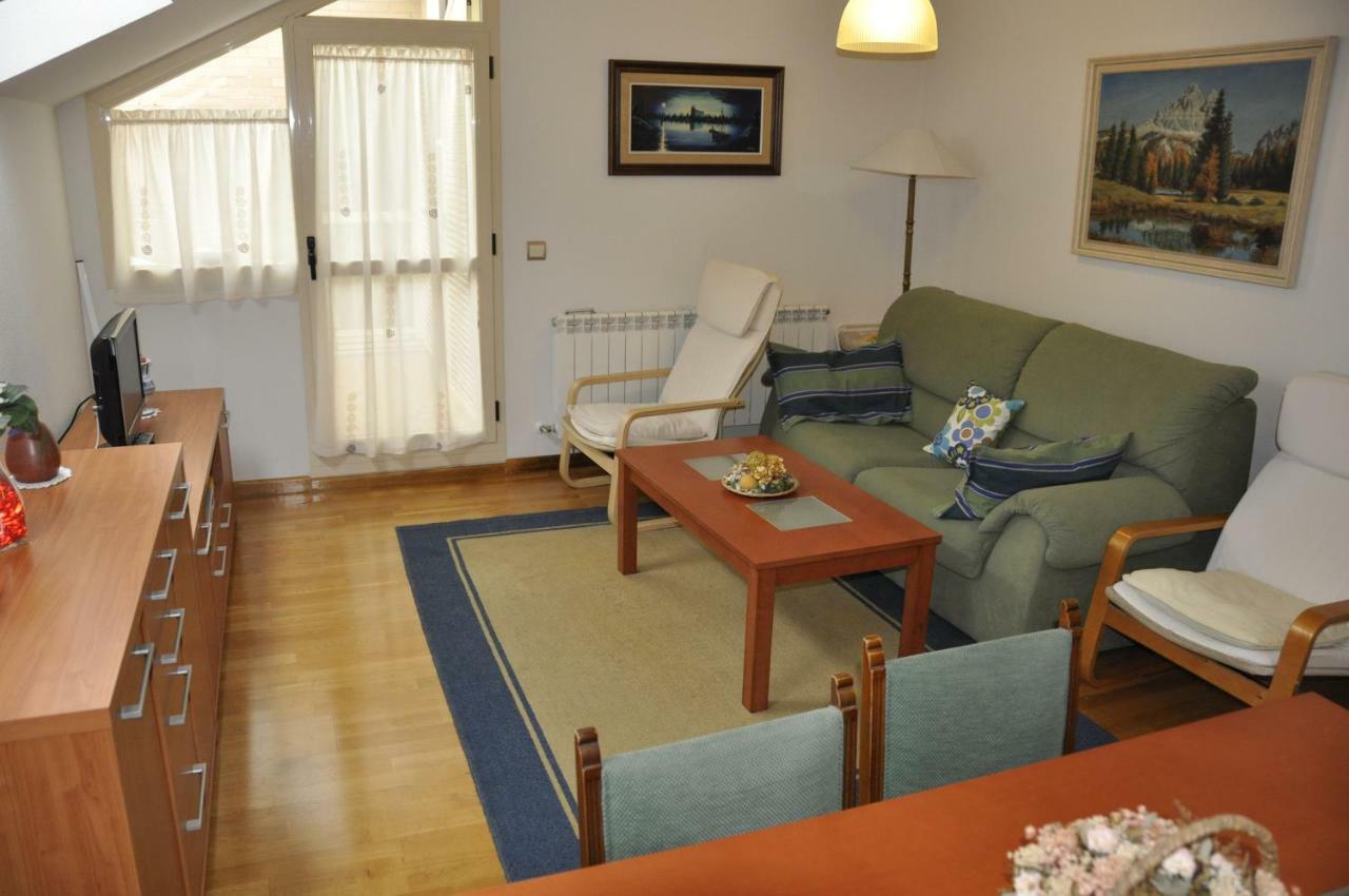 Alameda Del Tormes Apartment Santa Marta de Tormes Luaran gambar
