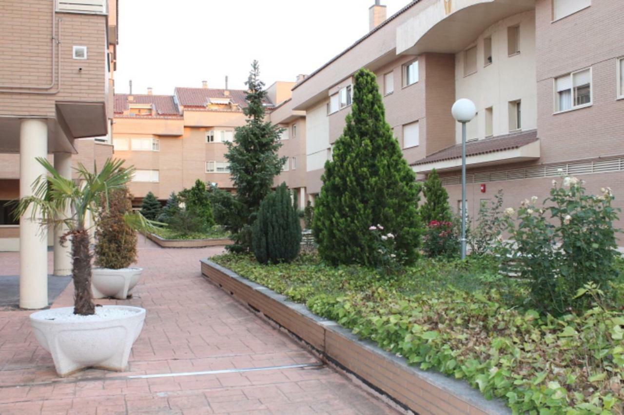 Alameda Del Tormes Apartment Santa Marta de Tormes Luaran gambar